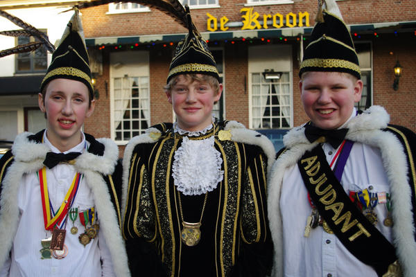 JVC De Piepelebergers kiest nieuwe jeugdprins in goed gevulde <a href="/kroonkerkdriel/">feestcafe de kroon</a>. Zie wo #Carillon voor fotoreportage.