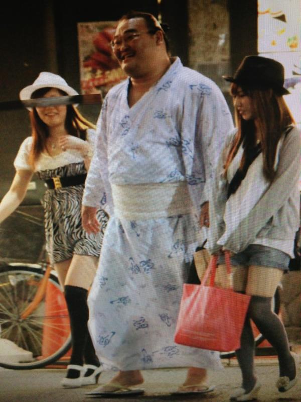 高見盛、歌舞伎町ではいつも可愛い女の子とベロベロ！ 今まで高見盛を