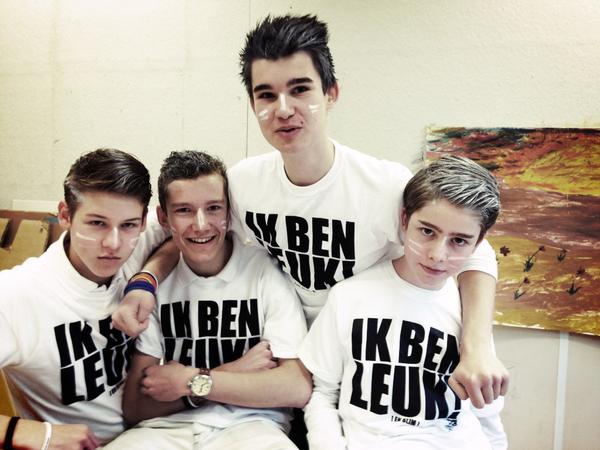 thomasmanuel1's tweet image. we zijn er klaar voor!! #hi #SLAMFMSchoolAwards  #LCL4SLAMFM @ivovanbreukelen @daniellippens @slamfm @hetlorentz