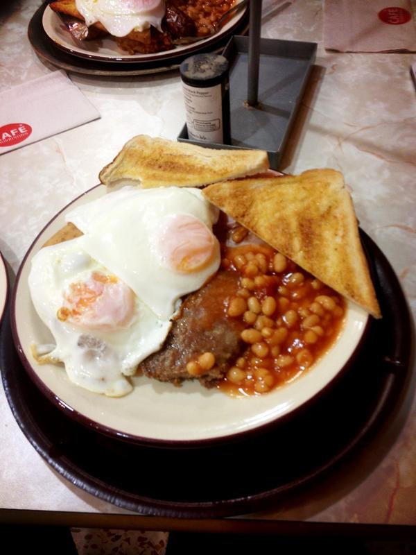 Scott_Fraser95's tweet image. Just climaxed #MorrisonsBreakfast #6thYearProblems