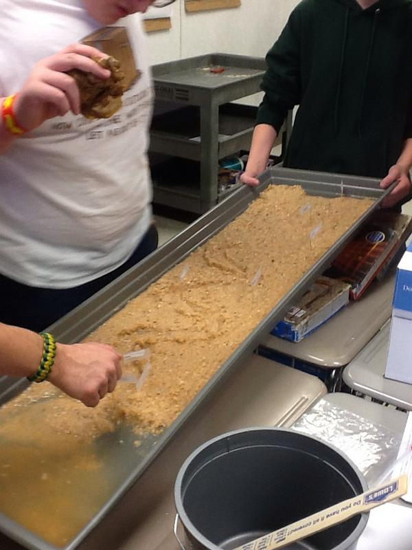 MBankheadSmith's tweet image. #SMSSTEM #MCSSTEM Students successfully label the parts of a river system