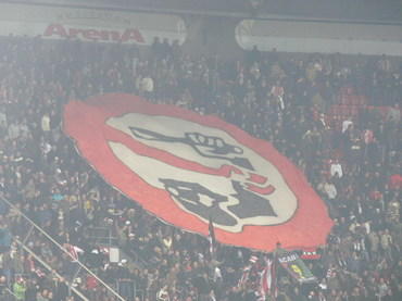 UltrasWorld1312's tweet photo. acab , vak 410 http://t.co/SaEBF7eG