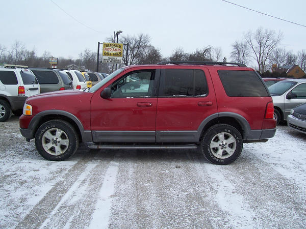 TelegraphAuto's tweet image. 2003 Ford Explorer for $2995!!!!!
