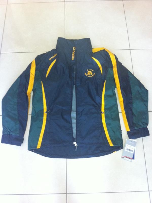 Ballylanders rain jackets still available,only €60.contact Dave Lonergan or Mike Fox for details #ballyabù