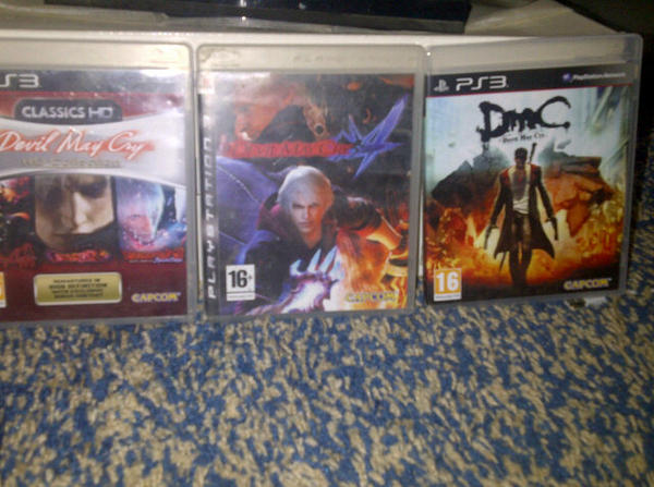 control_s's tweet photo. @DevilMayCry I have all Devil may cry ♥ http://t.co/3xLokXqz