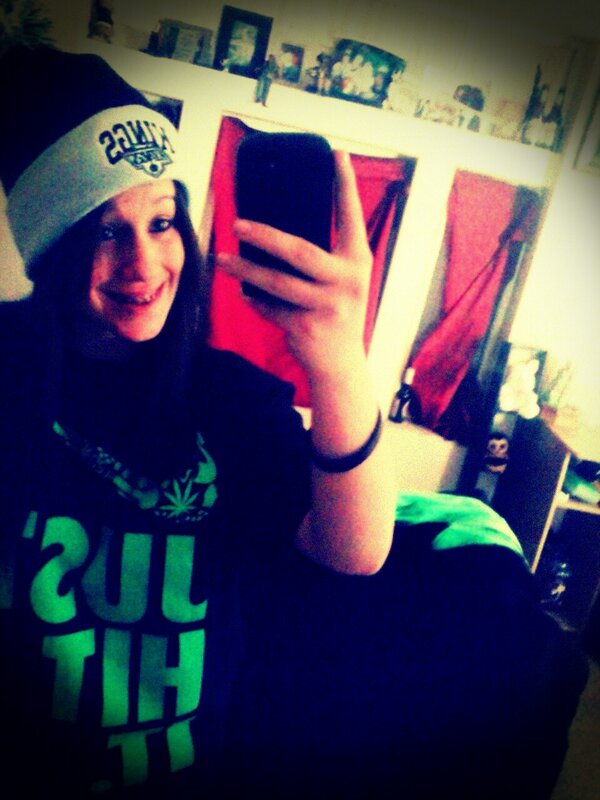 stonerproblem97 tweet picture