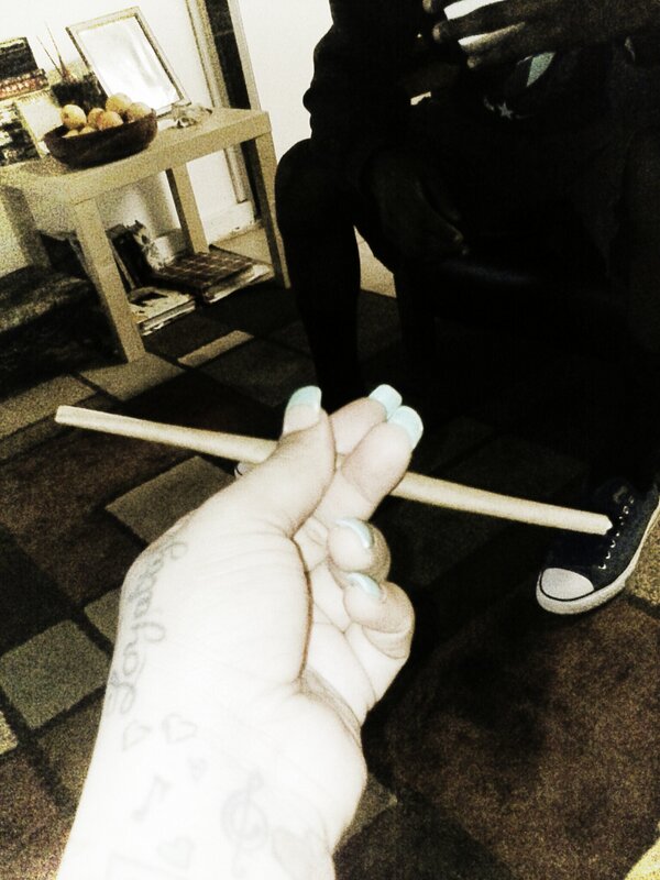 avoidbums's tweet image. #extindo #cripsticc #smokeup #kush