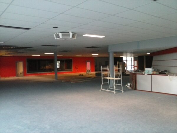 4ALLtekenbureau's tweet photo. Verbouwing sportcentrum schiet lekker op #groningen http://t.co/85aO1U8a