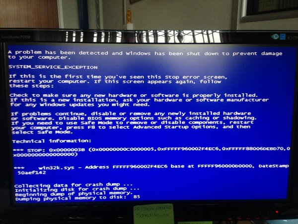 cazwalker13's tweet image. Ahhhh feck #hatecomputers