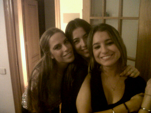 javiderisitas's tweet photo. mirad que mujeronas van a venir a @CapeaCIU9MARZO #yovoyaCAPEACIU #estosiesCAPEACIU @chiara_ccm @Mariamelonas http://t.co/1cwDc77A