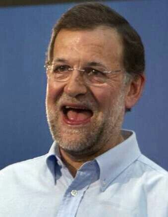 Serhus's tweet photo. El Papa dimite el 28 de Febrero.  Rajoy dice que lo hará el 29 del mismo mes #ULTIMAHORA http://t.co/uczrlu5w