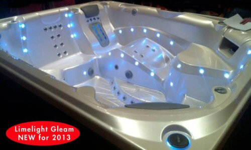 HotSpringCentra's tweet image. New hot tub for 2013