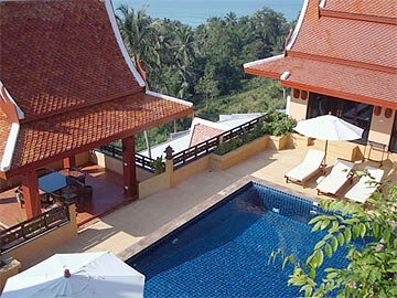 samui_select's tweet image. Lovely hillside gardens and an interior with    all mod cons and air conditioning.  samui-select.com/hillsidevilla.…