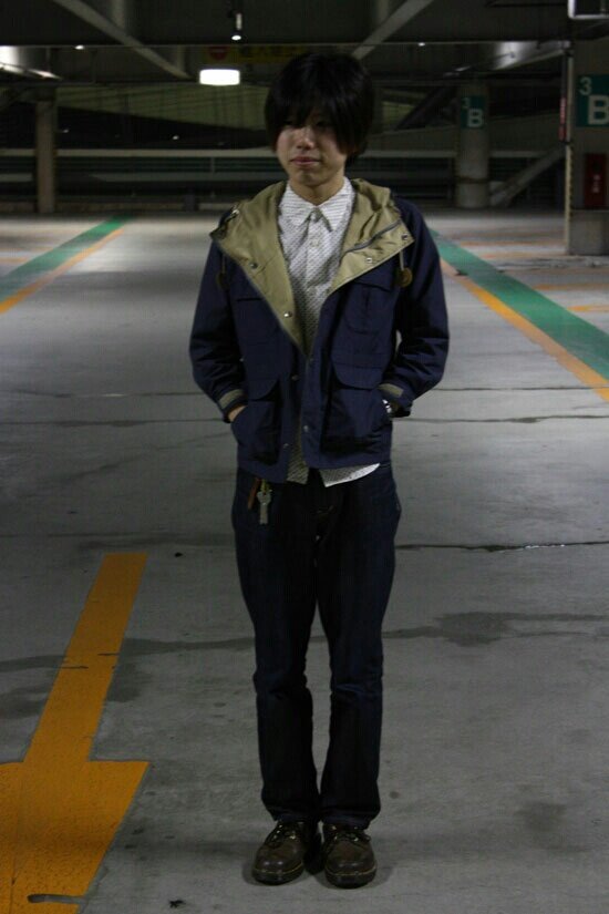 msk20tbot's tweet photo. 小笹大輔(19)松江高専
『髭男よろしくです。』

Tops：シエラデザイン
Shirt：R d C COMME des GARÇONS
Pants：united bamboo
Boots： Dr.Martens
Watch：noon http://t.co/ntCQ3MDF