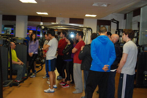 AFAD_Turkiye's tweet photo. Vücut Geliştirme ve Fitness Federasyonu Milli Takım Antrenörü Volkan ERSÖZ PERSONEL COACHING LEVEL - 1 İSTANBUL http://t.co/z9gPXVe1