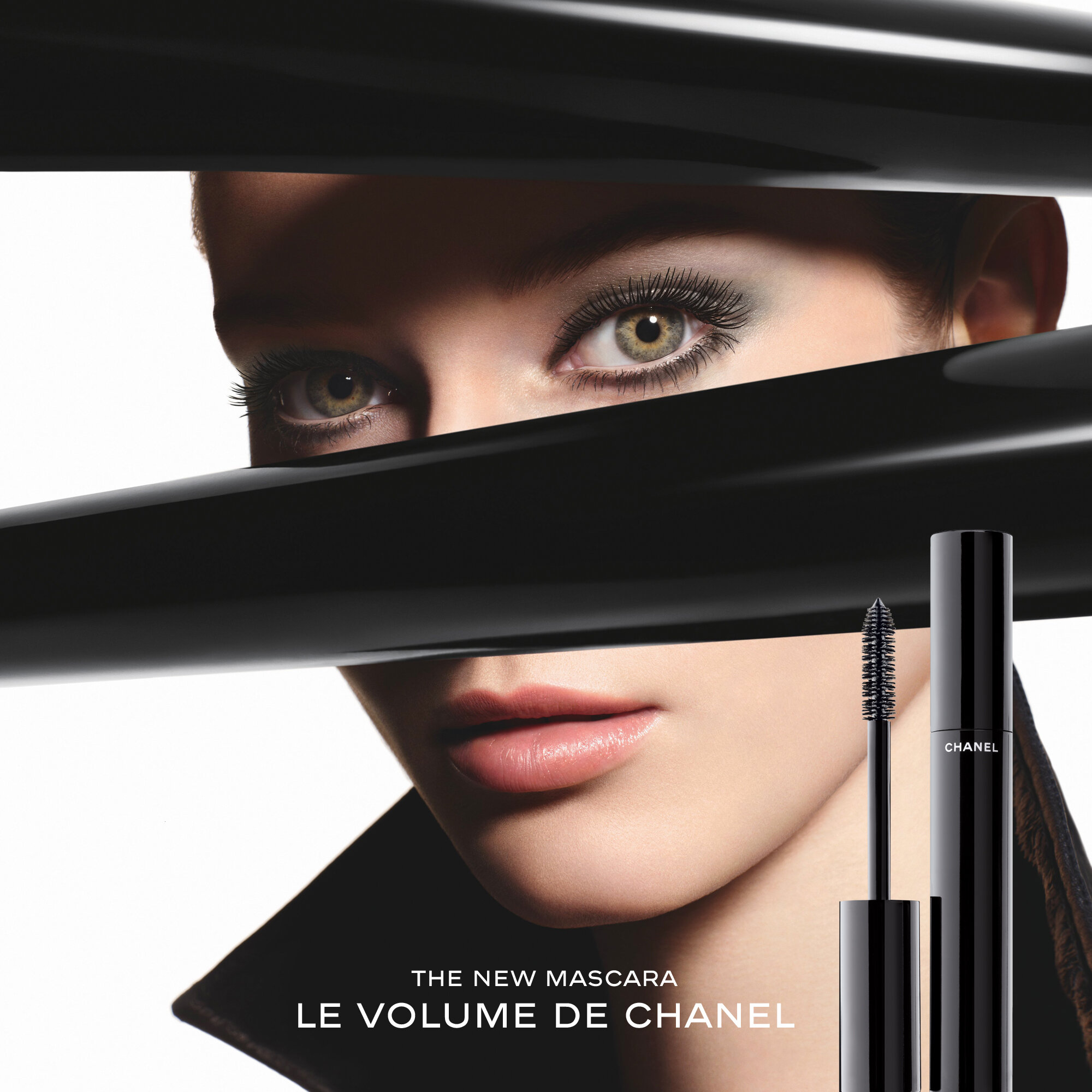 CHANEL в X: „New mascara LE VOLUME DE CHANEL. The shock of volume. The  shock of color. Unveil the striking intensity of your eyes   / X