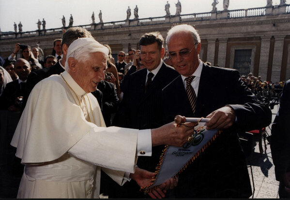 beckenbauer's tweet photo. It's a pity for the catholic church. He was the best Pope for me, which I experienced. I appreciate him very much. http://t.co/aHkMRxnC