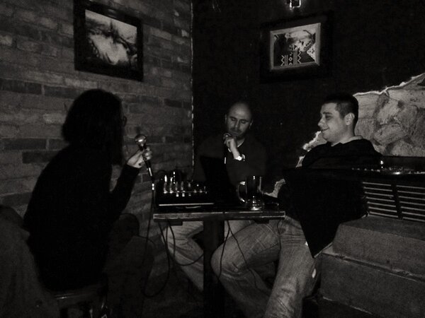 MishoG55's tweet photo. @alwaysLadYCrOfT @bratot1 @Necovski na #Ерадио http://t.co/tfoTJjQt