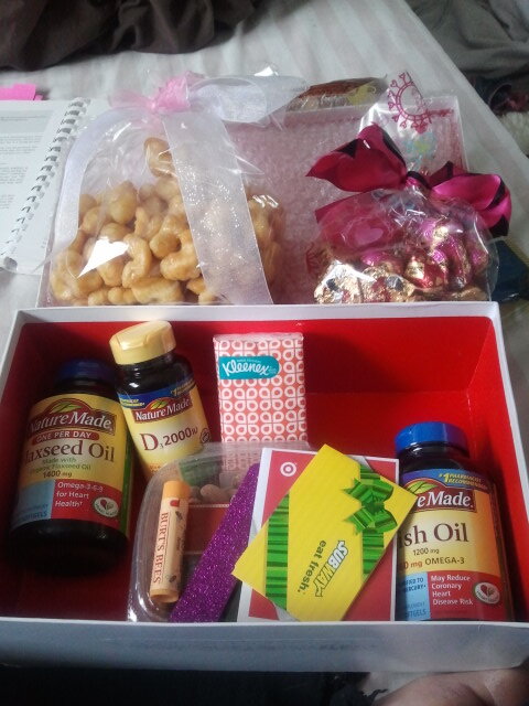 briajohnsonn's tweet image. Valentines package from the rents #happyvalentinesday #greatestparentsever