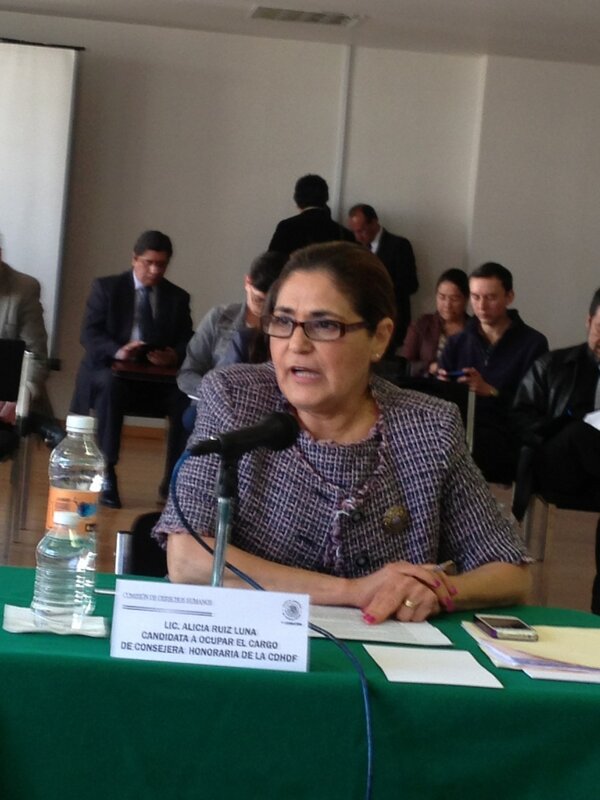 Ella es Alicia Ruiz Candidata a #ConsejeraHonorariaCDHDF en su entrevista <a href="/CDDHH_ALDF/">Comisión DDHHALDF</a>