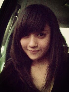 yani_ON's tweet photo. senyum  :) http://t.co/NSYlibuR