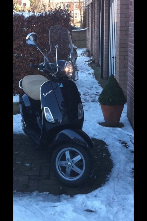 themodfather79's tweet image. @Quadrophenia_uk #myscoot after a ride out in the snow.