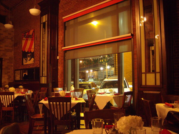 BHeimMCPRS's tweet photo. Inside Grunuaer eatery during our last case this past sat. http://t.co/r1UfBJzK kansas city's paranormal authority http://t.co/UiTu3mMa
