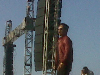 PRENSAFEELING's tweet photo. @chinoynacho CONCIERTO  CARNAVALES MANTA 2013 @FEELINGPROMUSIC @FEELING_RADIO http://t.co/hLDoNvLA