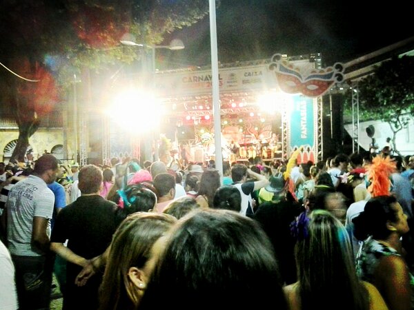 aribark's tweet photo. Meu Recife lindo, mágico e com cias maravilhosas! <3 http://t.co/sxvANlZ9