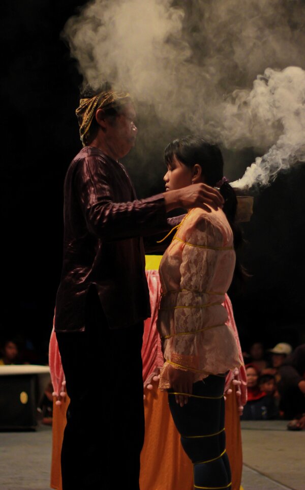 CUF2013's tweet photo. JUARA 1 Lomba Fotografi Cirebon University Fair 2013. Rica Fajar Riani/ SMKN 1 Kedawung. Selamat! :-) http://t.co/PAXmZh29