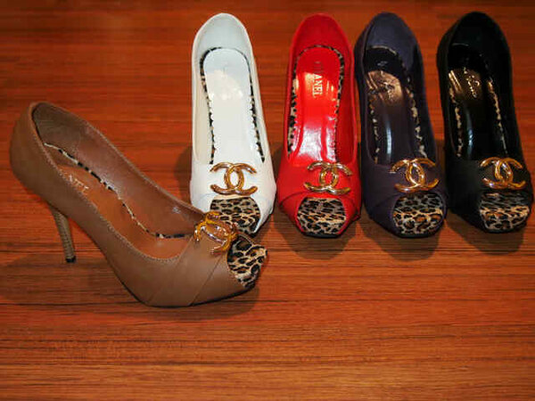 Chanel <a href="/250/">Wang Xingwen</a>