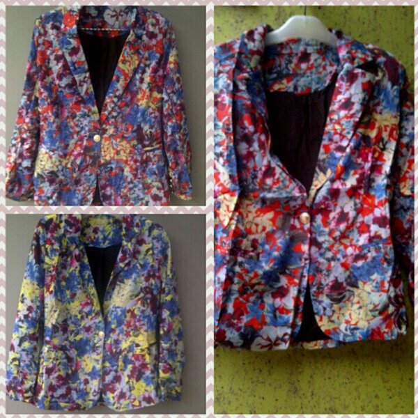 Blazer motif @175