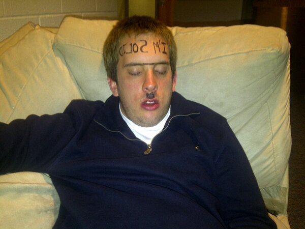 UKPassouts's tweet photo. Hope your day is as "solid" as his night was http://t.co/7fPPo71F