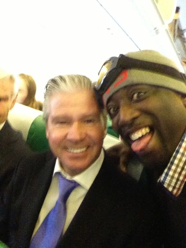 defrhymz's tweet photo. @ikbendries  met Dries in t vliegtuig vandaag http://t.co/JEunpNEk