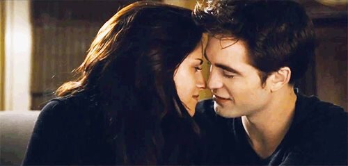 Athena_LA_'s tweet image. I love this Bella and Edward moment!!!! #BDP2 #robsten ♥♥