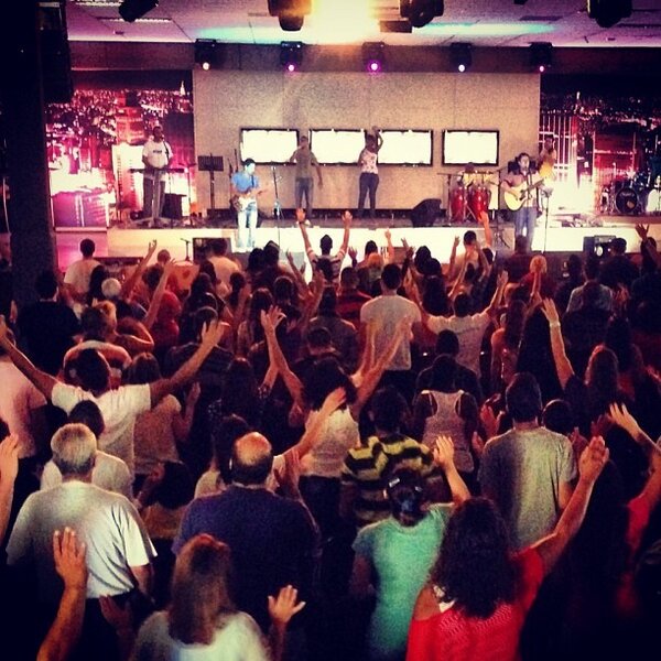 PortadaPaz's tweet image. Momentos de adoração #encontrodelideres na @PortadaPaz | Foto @douglasyokoi