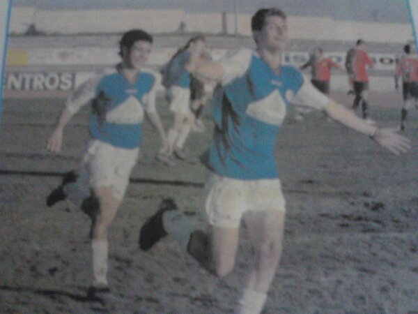 daviejordan78's tweet photo. @revival_1984. @ClaudioLH84. Epoca del trio lalala http://t.co/D7rFT3zv
