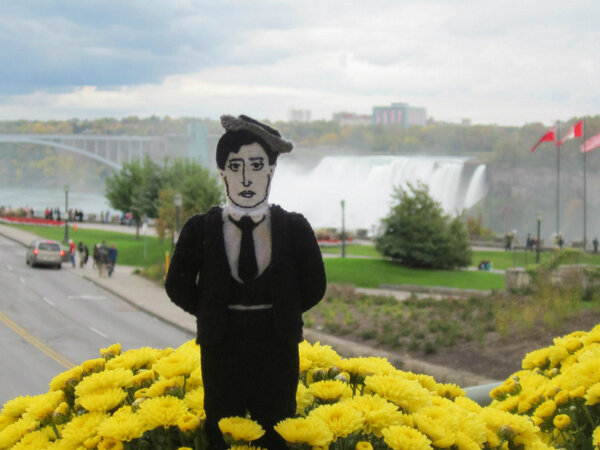 Flat_Buster's tweet image. Flat Buster decides to make a break for the border via the Rainbow Bridge. Wish him luck!