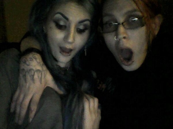 Samiejayden's tweet photo. woah wooah wooah!! boo-bies :p @max_the_ripper http://t.co/J2mW3WyY