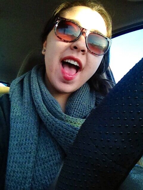 marinacabezas's tweet image. Driving with the windows down and music LOUD #basicallysummer 😎😉☀🚘