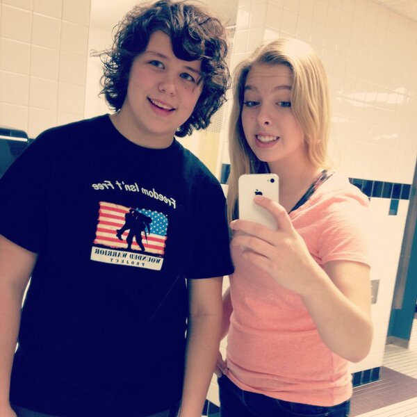 8r3anna11's tweet image. #mygirlhaleigh #beforepractice #wearecool