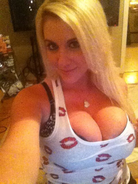 Cum say hello now @MyFreeCams as @RockellSTAR :) http://t.co/slBW5psH<a class="tags" href="/tag/myfreecams">@myfreecams</a><a class="tags" href="/tag/rockellstar">@rockellstar</a><a href="/tag/friskyfriday"class="tags"><span>#friskyfriday</span></a>