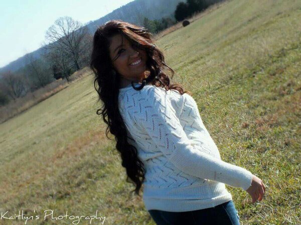 PhotographyKBs's tweet photo. Photo shoot of Alex Kelley done about a month ago! @alexkelleyy http://t.co/9kj0d9kx