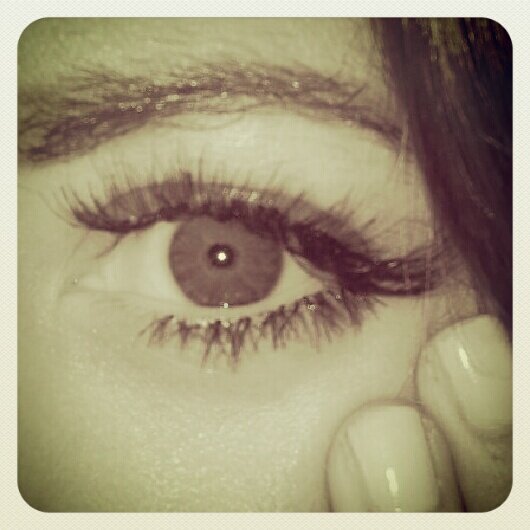 lollypop_300's tweet image. top and bottom lashes #flutterflutter