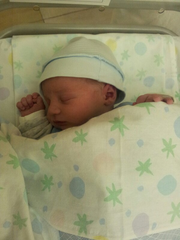 ivotommasini's tweet photo. l'immensa gioia di diventare papà.. http://t.co/P1qgbX4K