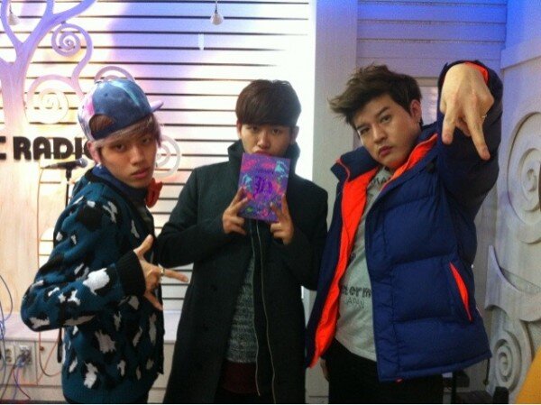 [PHOTOS OFFICIELLES] 2013.01.31 – INFINITE-H – Shindong’s Shimshimtapa  BCASzVuCAAAXcXs