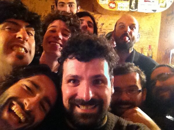 carmouna's tweet photo. @carmouna: Caras de felicidad en la fiesta Hoy empieza todo de anoche con Josele Santiago y Very Pomelo http://t.co/ZVXycMqG