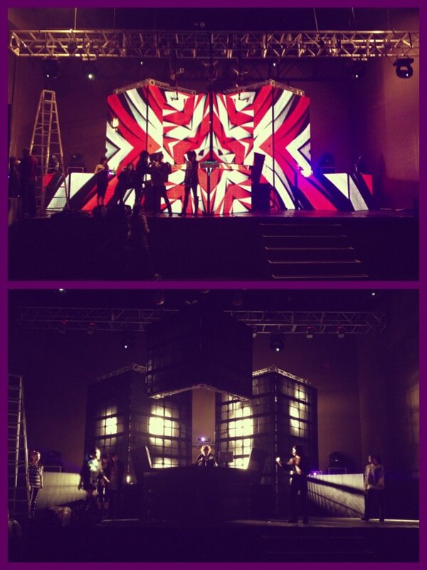 spunite's tweet photo. Great stage from our sound and stage team, Audio-6!  Tonight @sashaofficial at Taipei ATT4Fun by http://t.co/Me4moyyM http://t.co/qWPPJydY