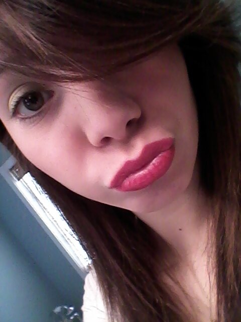 itssammibebe's tweet image. just messin' #rubyredlips