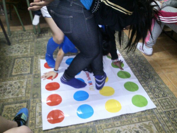 mariaarpe_zgz's tweet image. Jugando en el #Local97